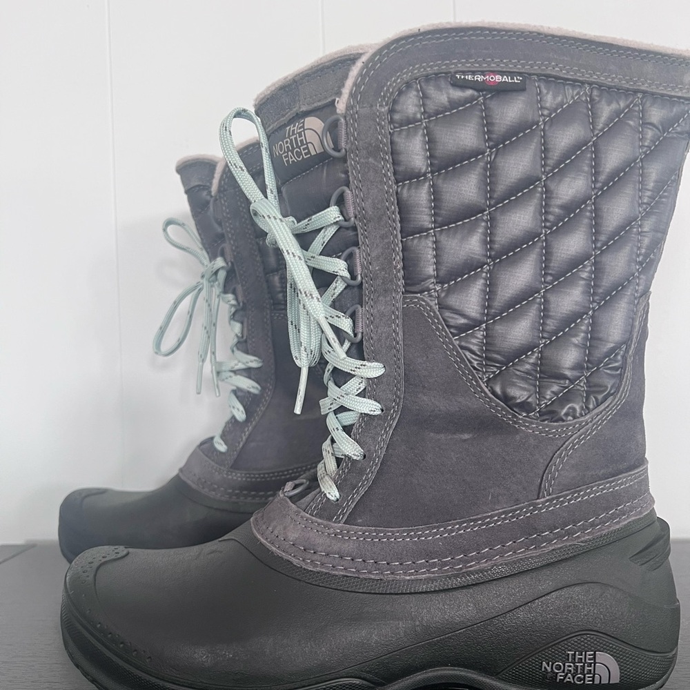 The North Face Women's Black and Gray Winter Boots